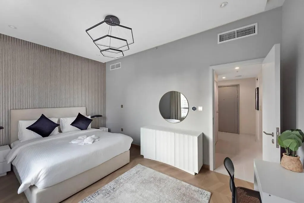 First Class 2Br Incredible Burj Khalifa View Dubai Apartment
